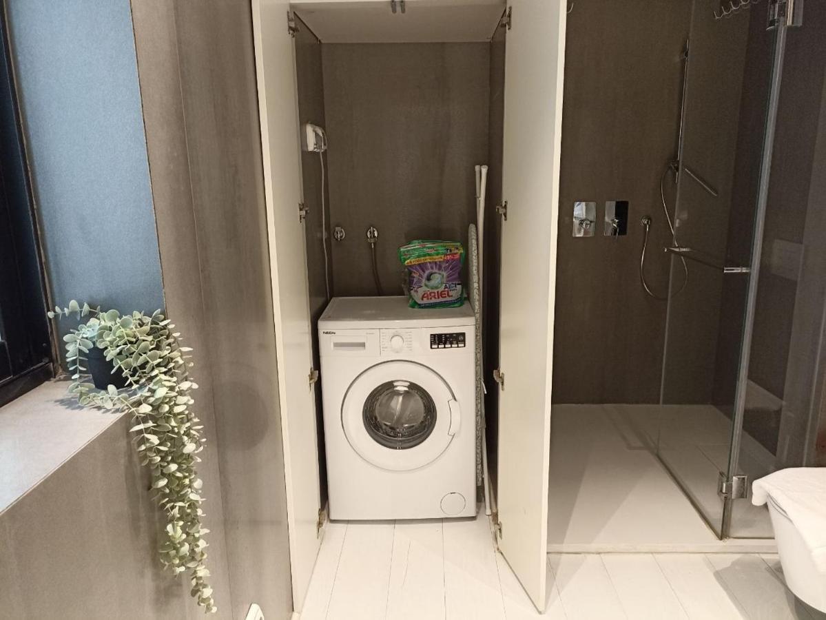 Yalarent Sea-Breeze Penthouse With Jacuzzi Leilighet Bat Yam Eksteriør bilde
