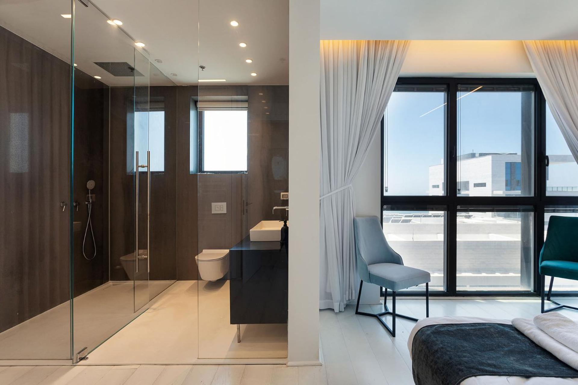Yalarent Sea-Breeze Penthouse With Jacuzzi Leilighet Bat Yam Eksteriør bilde